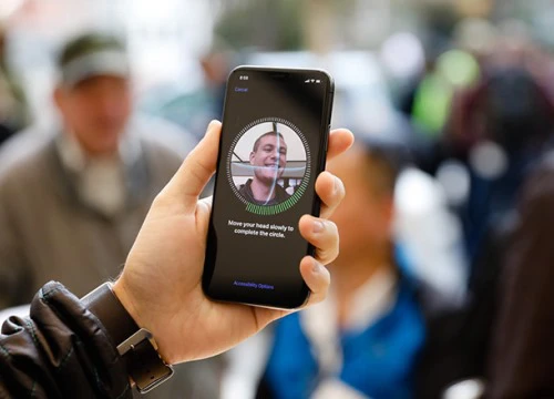 Face ID trên iPhone X gặp sự cố: Apple sẵn sàng đổi máy mới