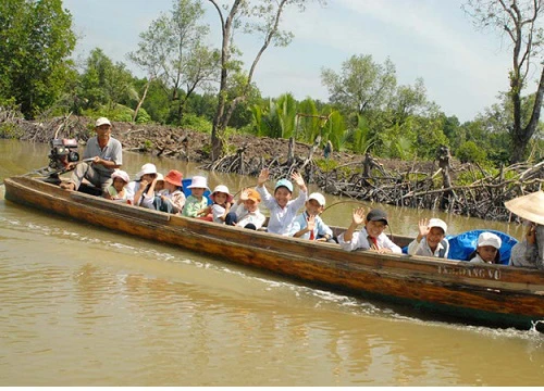 Giáo dục ĐBSCL chậm hơn...42 năm so với cả nước