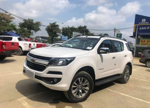 SUV Chevrolet Trailblazer có giá bán từ 995 triệu đồng