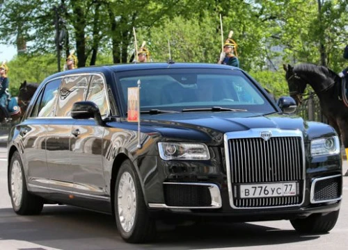 Cận cảnh "siêu limousine" chống đạn của Tổng thống Nga Putin