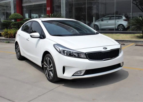 Kia Cerato bản giá rẻ chỉ 499 triệu đồng: Rẻ nhất phân khúc sedan hạng C