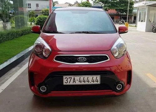 Kia Morning mang biển kiểm soát 37A-444.44 gây sốt mạng xã hội