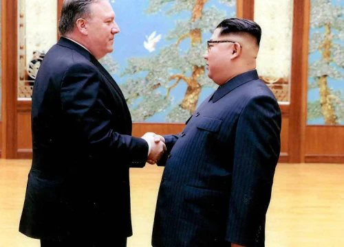 Ngoại trưởng Mike Pompeo bất ngờ đến Triều Tiên, 3 công dân Mỹ sẽ được phóng thích