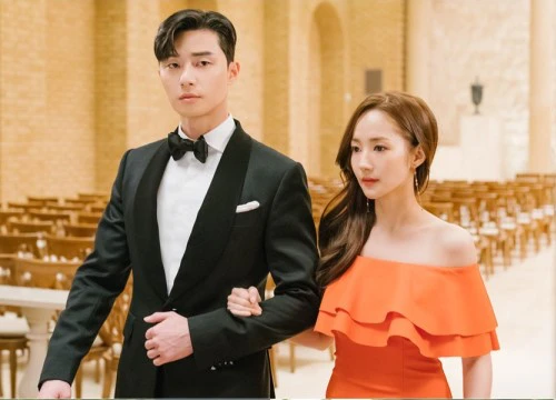 Đẳng cấp cặp đôi đẹp nhất 2018 Park Seo Joon &#8211; Park Min Young: Lộng lẫy như ông hoàng bà hoàng!