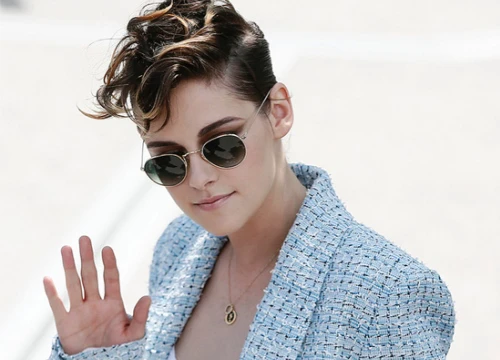 Kristen Stewart biến hóa phong cách trong một tuần ở Cannes