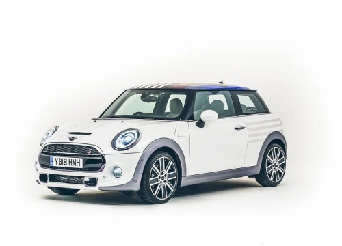 MINI giới thiệu Cooper S đặc biệt mừng đám cưới Hoàng gia Anh