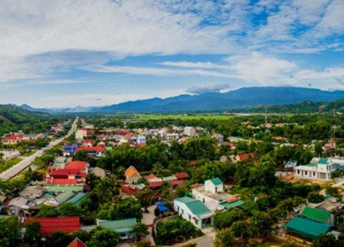 2 thanh niên bị sét đánh chết thương tâm trên đường chạy mưa về nhà