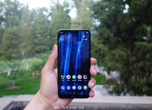 Trên tay ảnh thực tế Nokia X6 khiến tín đồ iPhone X chao đảo