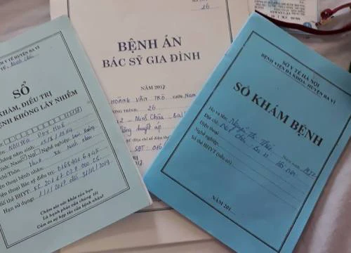 Bộ trưởng Bộ Y tế: Không để tình trạng sổ chồng sổ, phần mềm quản lý "trăm hoa đua nở"