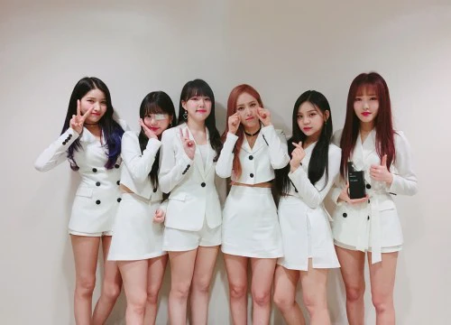 Giành tận 10 cúp cho ca khúc bị chê dở, G-Friend diễn liên hoàn hit để cảm ơn fan