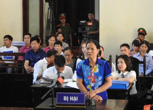 Vụ chạy thận tử vong: Gia đình nạn nhân muốn làm rõ trách nhiệm nguyên giám đốc bệnh viện