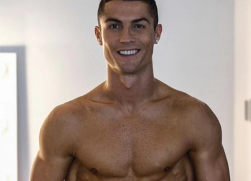 C. Ronaldo: 'Tôi như mới 23 tuổi'