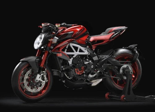 Ngất ngây trước bản MV Agusta Brutale 800RR Lewis Hamilton tuyệt đẹp