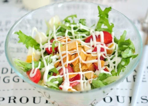 [Chế biến] - Salad rau quả thanh mát cho ngày nắng lên