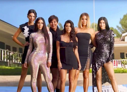 Thấy em trai bị vợ bạo hành, chị em Kardashian dùng quyền lực làm cô em dâu hết đường làm ăn?