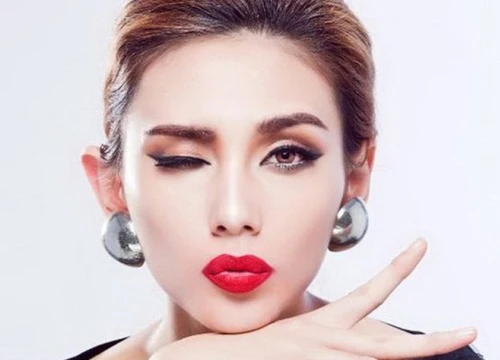 Hành trình nhan sắc biến đổi liên hồi của 3 HLV ngồi ghế nóng The Face 2018!