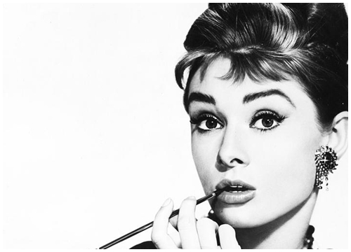 Chế độ ăn uống để duy trì dáng vóc của huyền thoại Audrey Hepburn