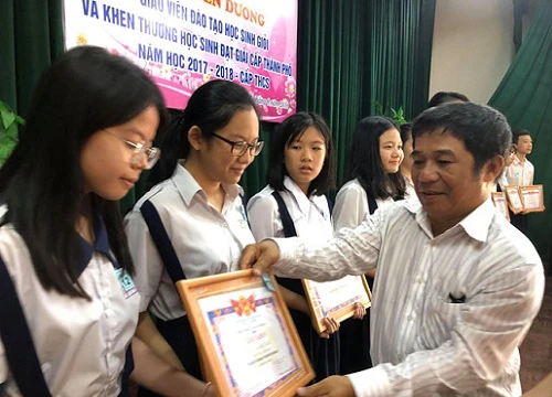 'Học cũng cần có đam mê'