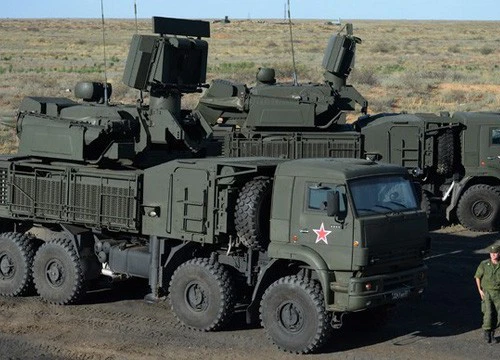 Nga điều thêm lá chắn phòng thủ bọc lót "rồng lửa" S-400 ở Crimea