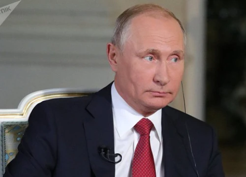 Ông Putin dùng tiếng Đức để nhắc nhở nhà báo Áo liên tục ngắt lời