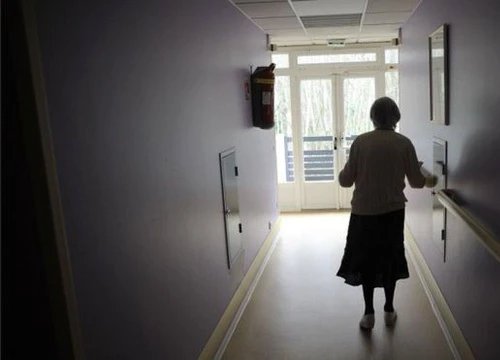 Pháp xây làng riêng cho bệnh nhân Alzheimer