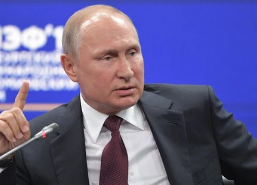 Tổng thống Putin dự đoán Tây Ban Nha vô địch World Cup 2018