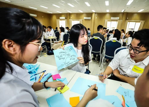 56 sinh viên đầu tiên của ĐH Fulbright Việt Nam nhập học