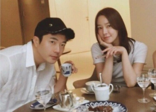 Kwon Sang Woo khoe ảnh hẹn hò cùng vợ, khẳng định cuộc hôn nhân 10 năm vẫn ngọt ngào như mới cưới