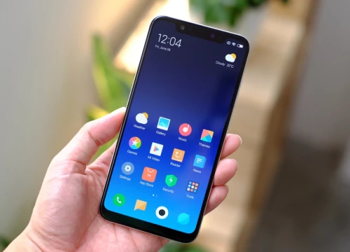 Xiaomi Mi 8 - smartphone có điểm hiệu năng cao nhất thế giới về Việt Nam