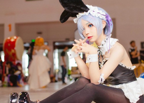 Nóng mắt với cosplay nàng Rem đẹp đến ngất ngây trong Re:Zero