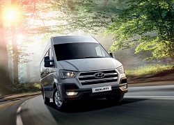 Đối thủ Ford Transit ra mắt với giá bán từ 1,08 tỷ đồng