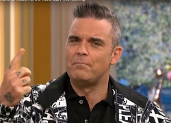 Robbie Williams chính thức lên tiếng về hành động phản cảm, gây sốc tại World Cup 2018