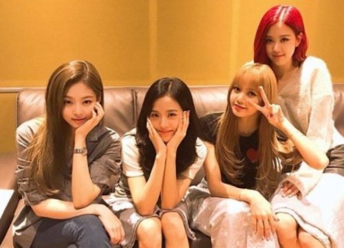 YG 'bỏ bê' BlackPink, netizen xôn xao: Công ty nên có thêm nhạc sĩ, sao cứ mãi dựa vào Teddy vậy?