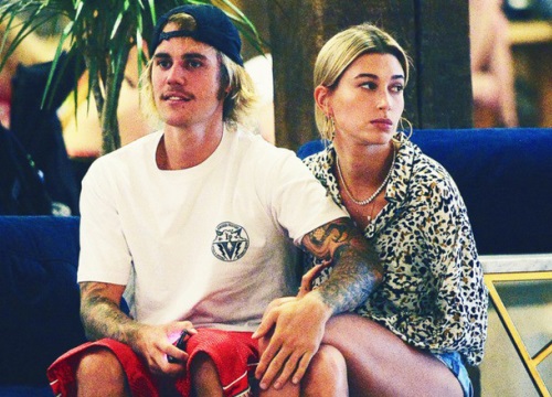 Justin Bieber lộ bằng chứng đã kết hôn với Hailey Baldwin khi vừa tái hợp?