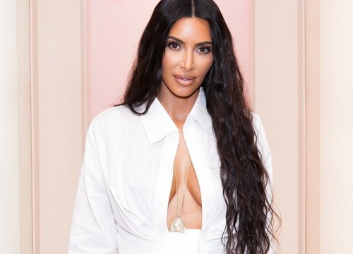 Kim Kardashian từng bị chồng chê mặc siêu xấu