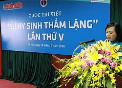 Bộ trưởng y tế: Phải có sức khỏe, thần kinh thép mới đáp ứng được áp lực ngành y