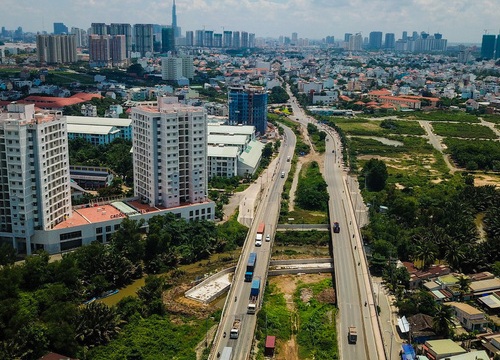 Kịch bản nào cho thị trường địa ốc TP.HCM những tháng cuối năm?