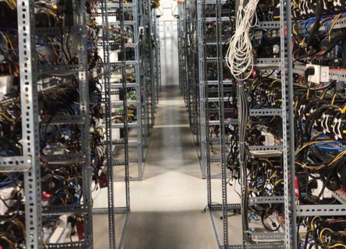 Đại gia sập bẫy vì ham đào tiền ảo Sky Mining