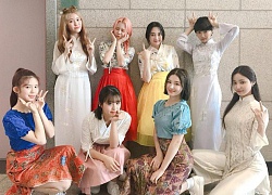 Điều fan mong chờ cuối cùng đã đến: MOMOLAND diện áo dài diễn trên show âm nhạc