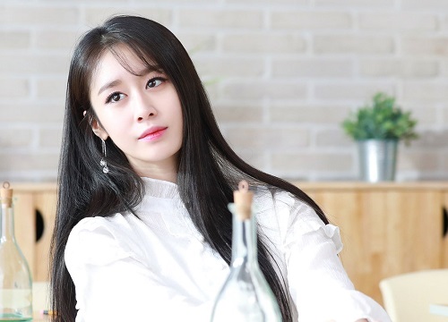 Jiyeon không thể sang Việt Nam có phải đang gặp vấn đề nghiêm trọng về sức khỏe?