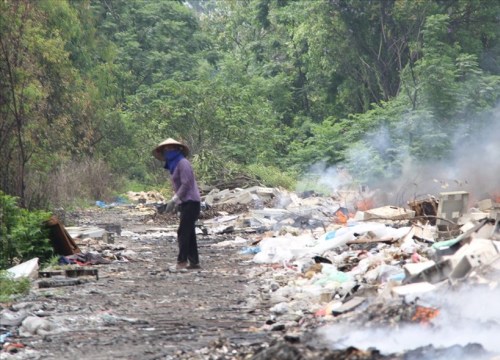 Mối nguy "khủng khiếp" ở ngôi làng "giàu nhất nhì miền Bắc"