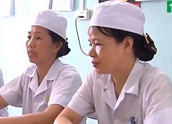 Hai nữ hộ sinh trao nhầm con liên tục khóc: 'Do nhầm tã lót chứ không cố tình tráo con'