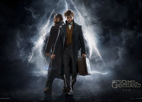 'Fantastic Beasts' tung ảnh mới: Newt Scamander thời trẻ và thầy Dumbledore tại Hogwarts