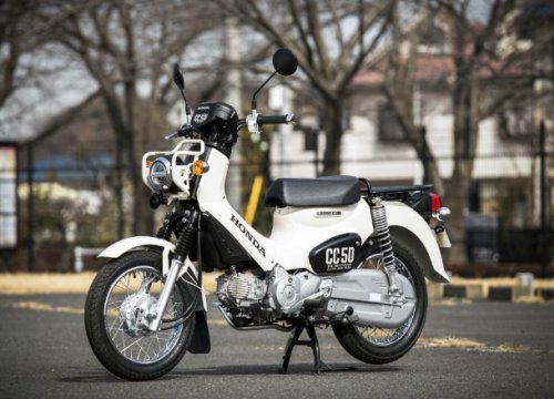 Ngắm Honda Cross Cub 50 màu trắng hiếm đẹp như bạch mã