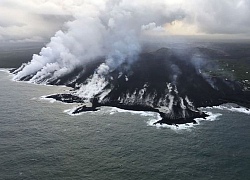 "Bom dung nham" tấn công tàu du lịch Hawaii