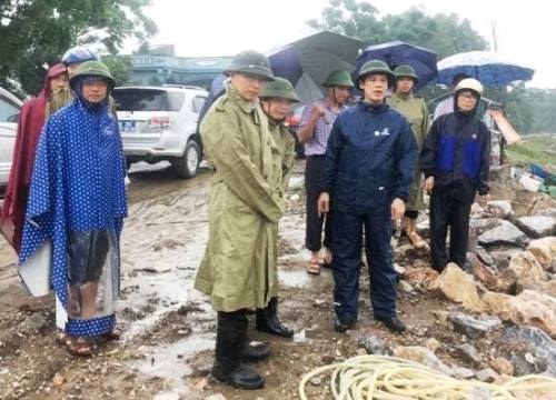 Chủ tịch Thanh Hóa phê bình huyện mải họp khi bão số 3 vào