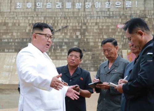 "Giải mã" cơn giận hiếm thấy của ông Kim Jong-un trong các chuyến thị sát