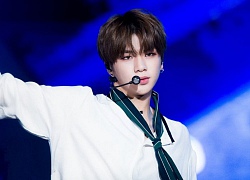 Kang Daniel nhảy điệu nghệ các bài hát của nhóm nhạc nữ