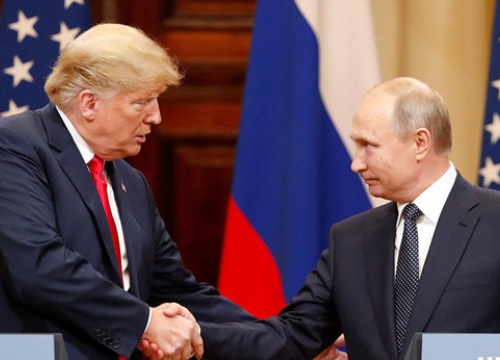 Ông Trump mời ông Putin thăm Mỹ giữa "bão" chỉ trích