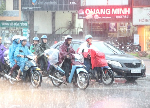 Miền Bắc sắp đón đợt mưa lũ mới, cảnh báo lũ quét ở vùng núi